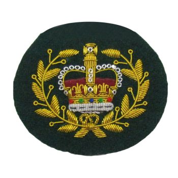 Badge WO2  Crown in Wreath on Green